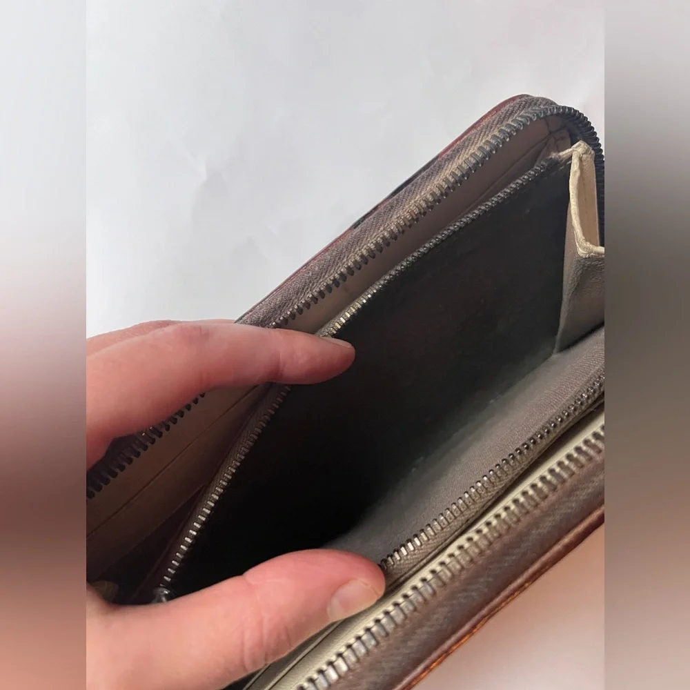 SOLD ❌ Bottega Veneta long wallet repainted rustic project leather brown - Picture 7 of 13